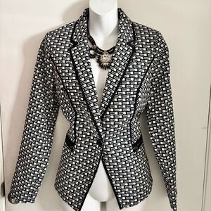 LAUNDRY WOMEN BLAZER SIZE 4 brand new with tags